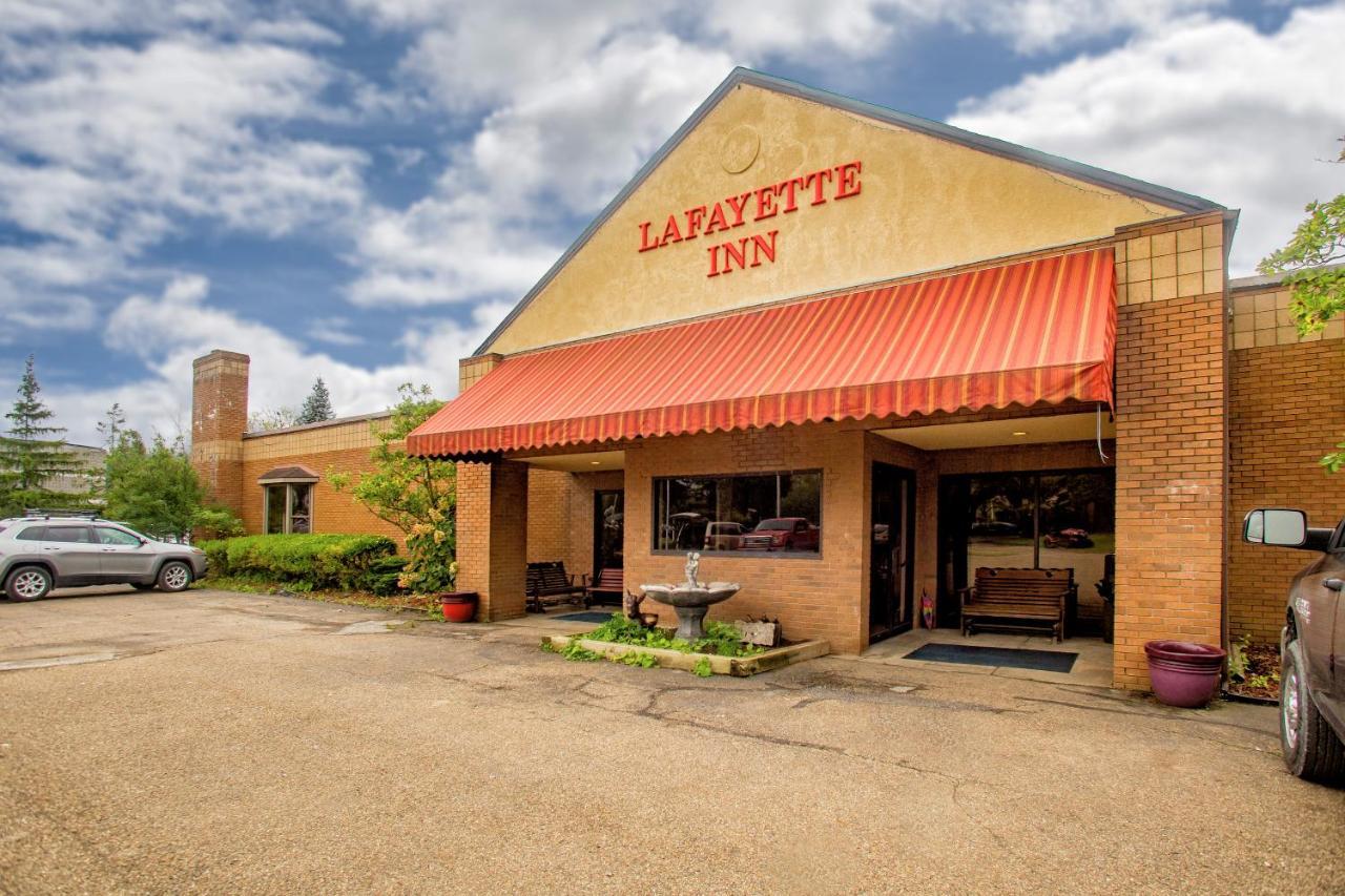 Lafayette Inn Moundsville Ngoại thất bức ảnh