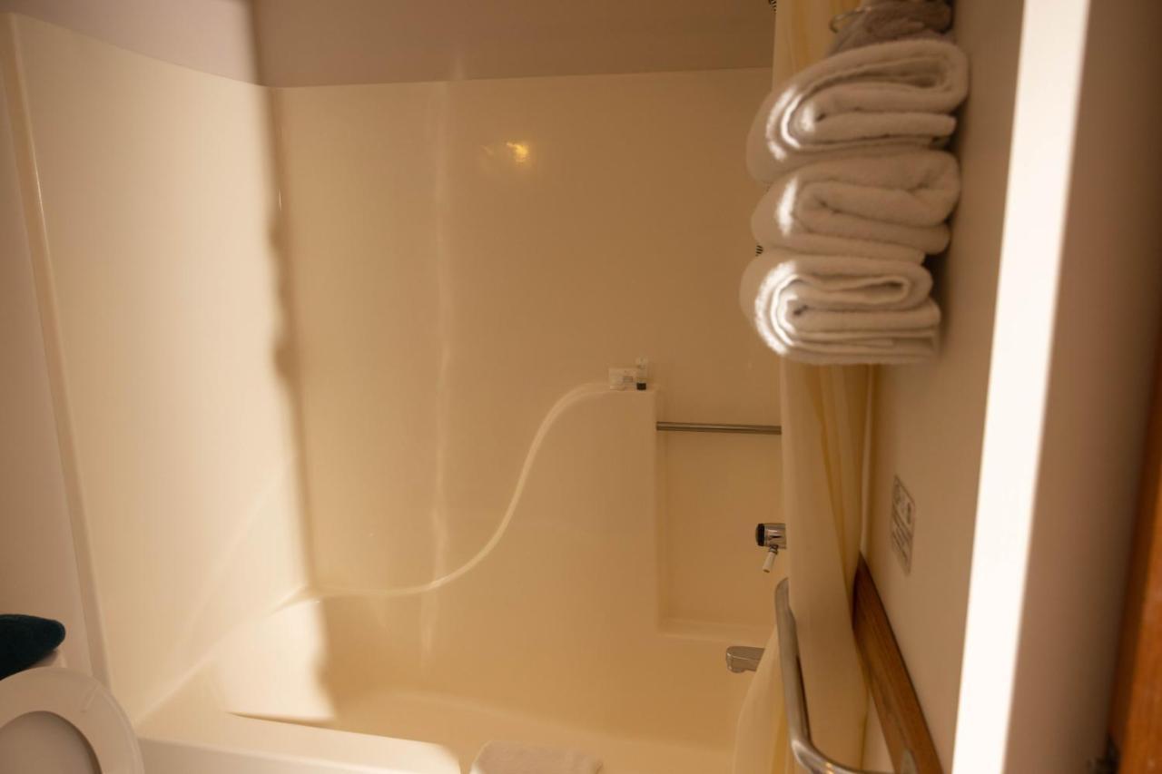 Lafayette Inn Moundsville Ngoại thất bức ảnh
